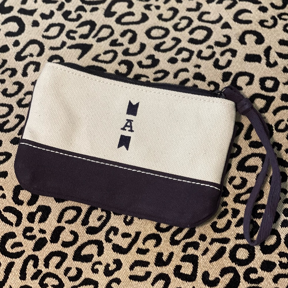 Land’s End Canvas Wristlet